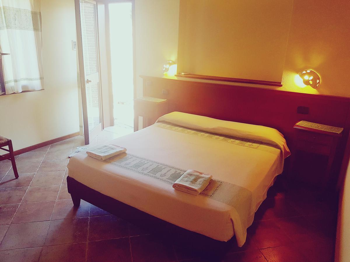Agriturismo Gennemara B&B Perdaxius 外观 照片