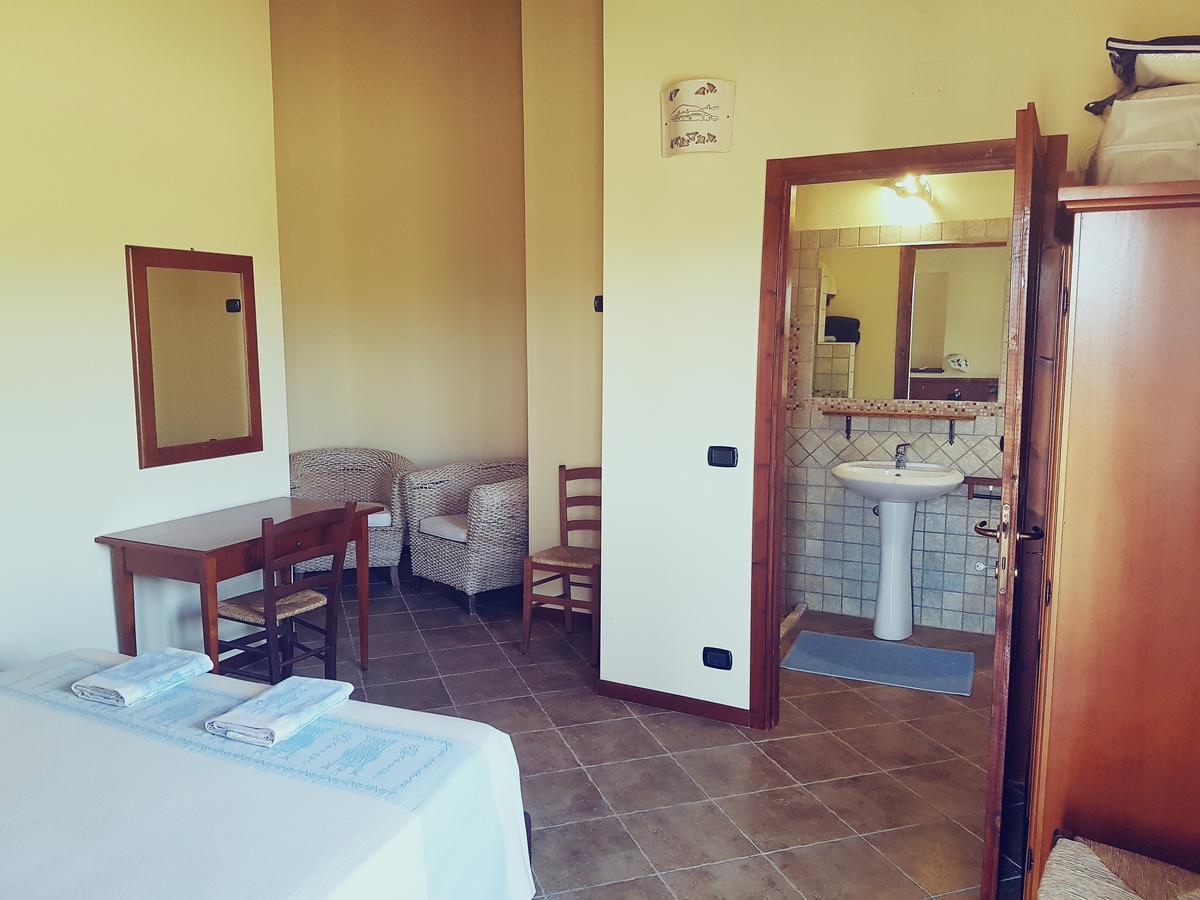 Agriturismo Gennemara B&B Perdaxius 外观 照片