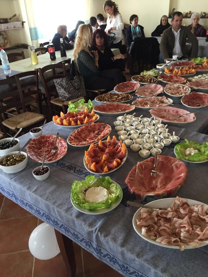 Agriturismo Gennemara B&B Perdaxius 外观 照片