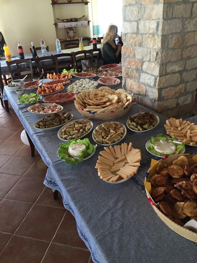 Agriturismo Gennemara B&B Perdaxius 外观 照片