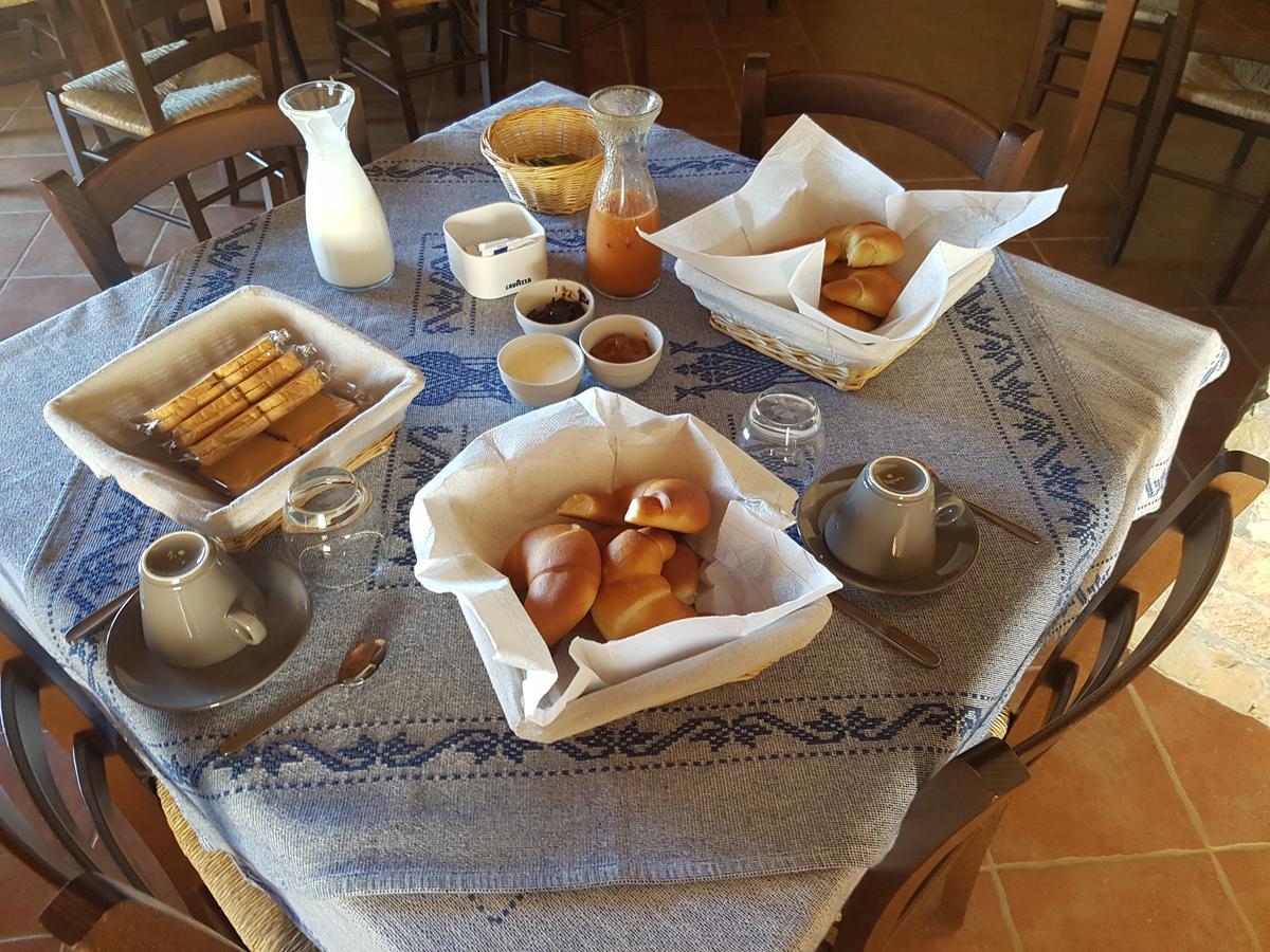 Agriturismo Gennemara B&B Perdaxius 外观 照片