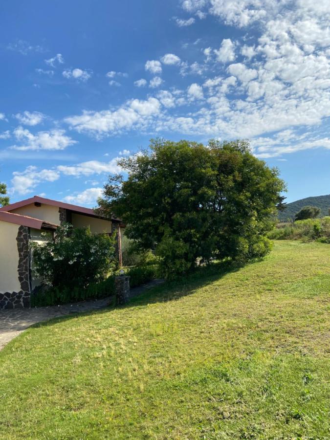 Agriturismo Gennemara B&B Perdaxius 外观 照片